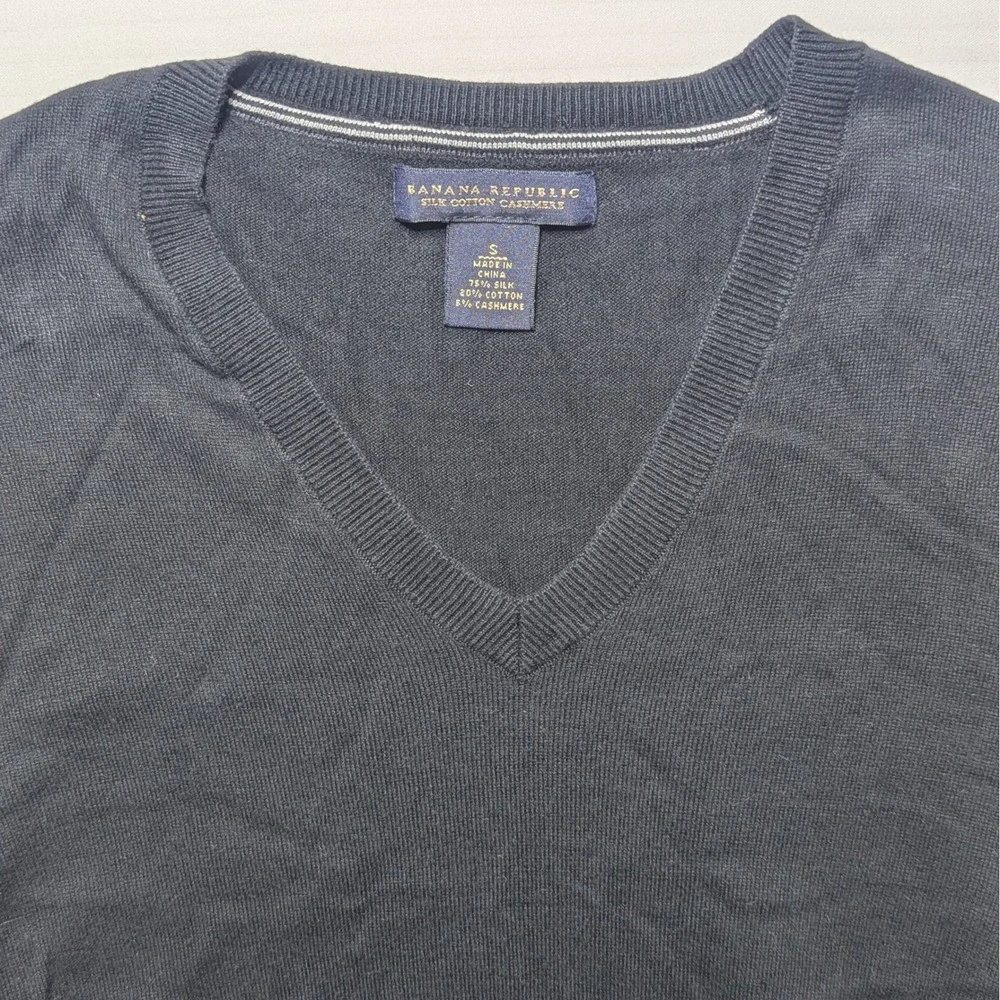 Banana Republic Men S Silk Cotton Cashmere V-Neck Sweater Black